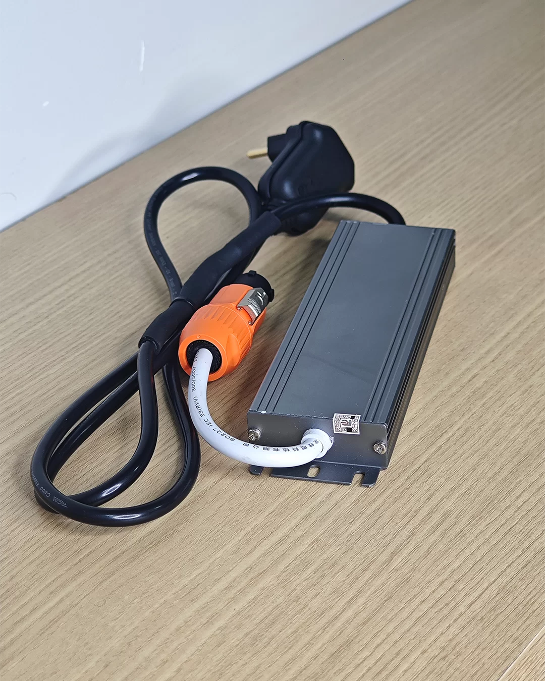 Fonte Bivolt 110/220V Blindada - Imagem 3